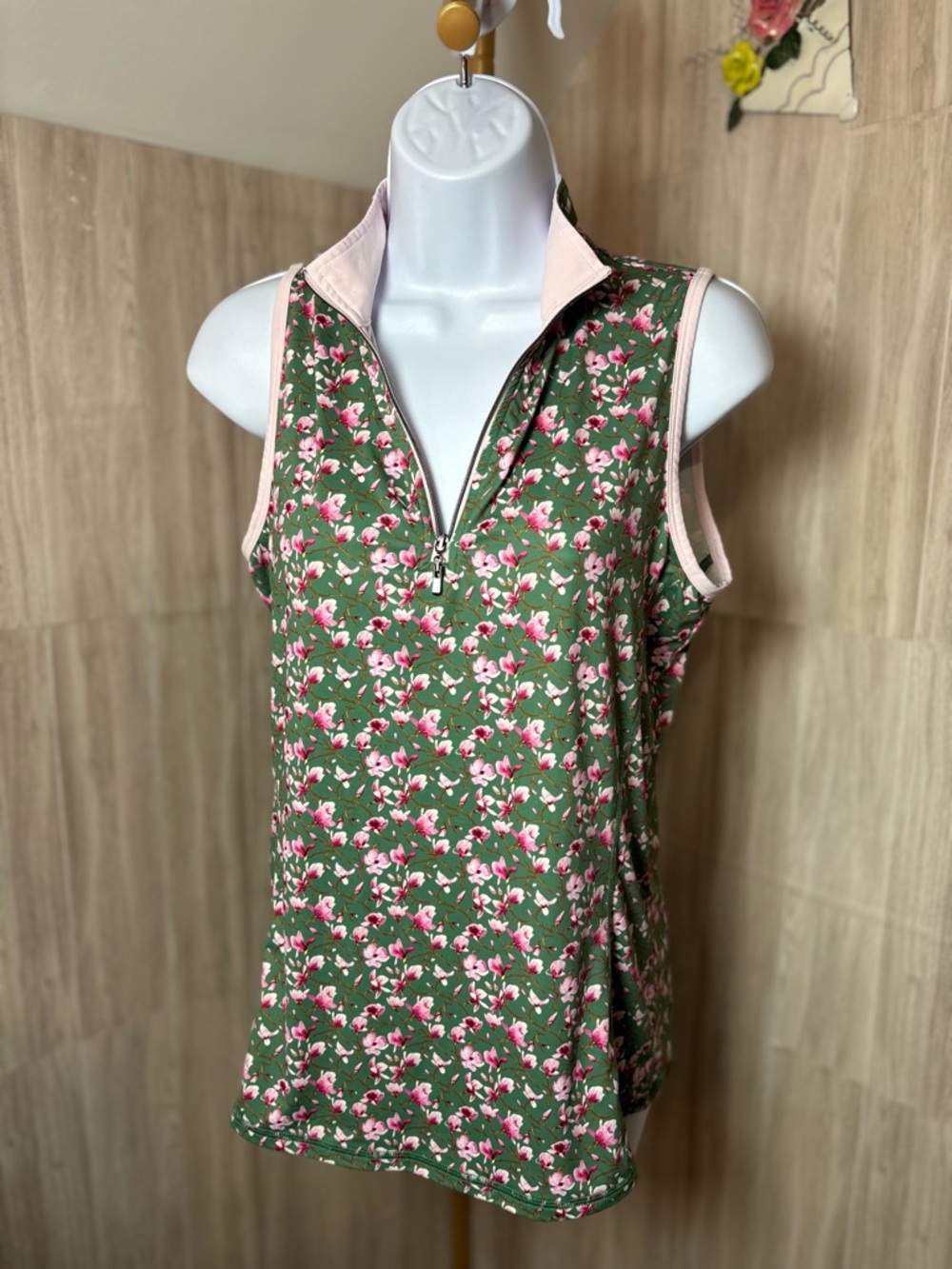 1764 Signature Women's Floral Sleeveless Zip Polo Performance Golf Shirt